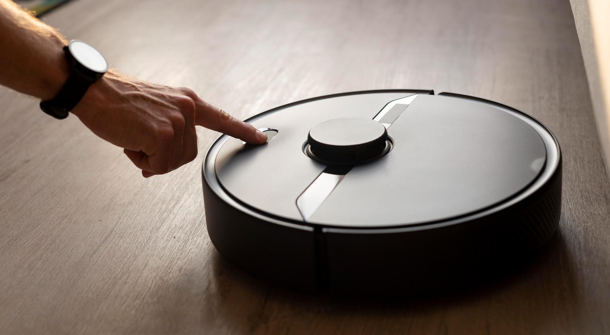 A Buyer's Guide: Factors to Consider When Purchasing a Robot Vacuum